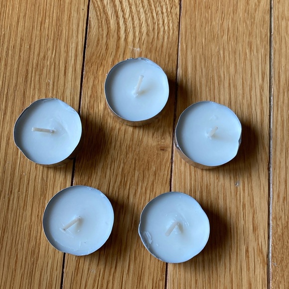 5-Tea-light Ceramic Candle Holder & 10 Teslights - Picture 8 of 11